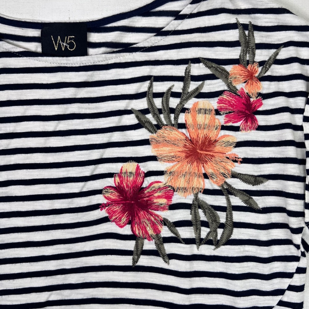 W5 Striped Floral Embroidered Tie Front T-Shirt Women's Small USA Anthropologie